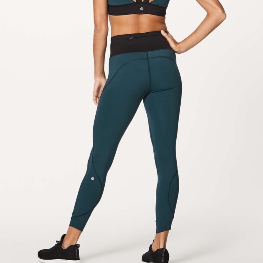 lululemon athletica Women's 7/8 25” Tight in Submarine and Black Size 4